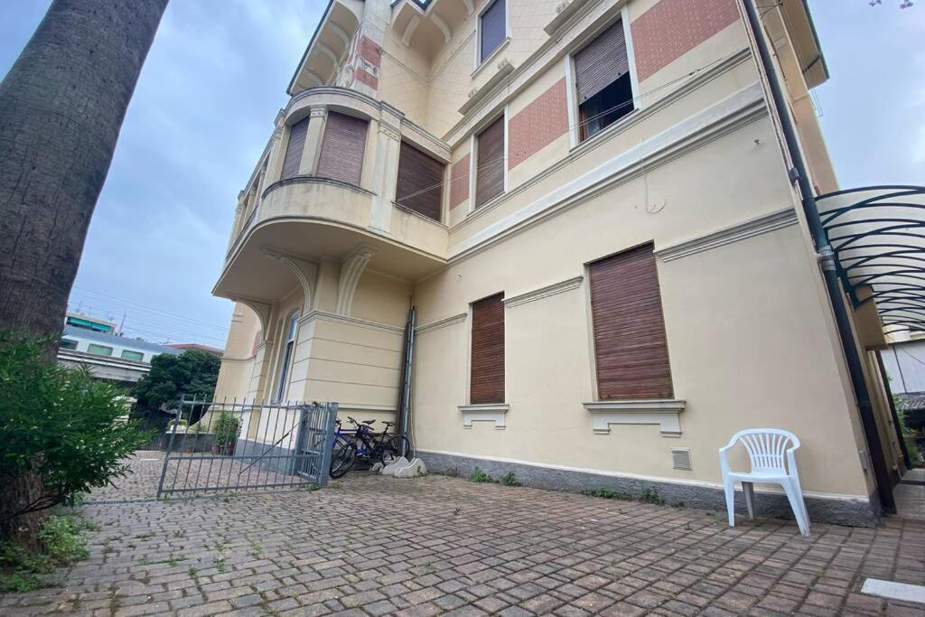 Villa Amalia Finale Ligure Luaran gambar