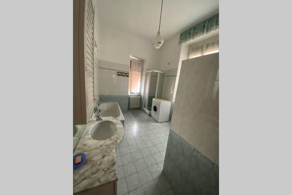 Villa Amalia Finale Ligure Luaran gambar
